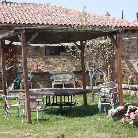 Albergue La Casa Del Camino Valverde de la Virgen Exterior photo